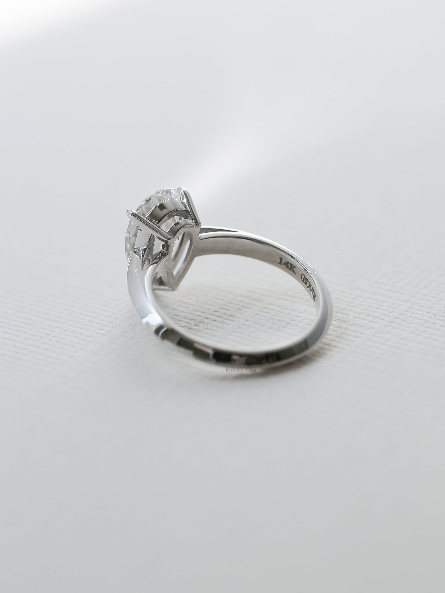 Kobelli Grown - Paris Lab Diamond Ring