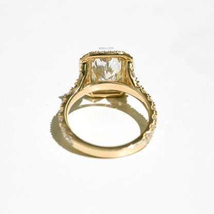 Radiant Cluster OOAK Ring (Kobelli Grown Diamond Option Available)