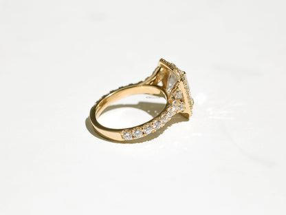 Radiant Cluster OOAK Ring (Kobelli Grown Diamond Option Available)